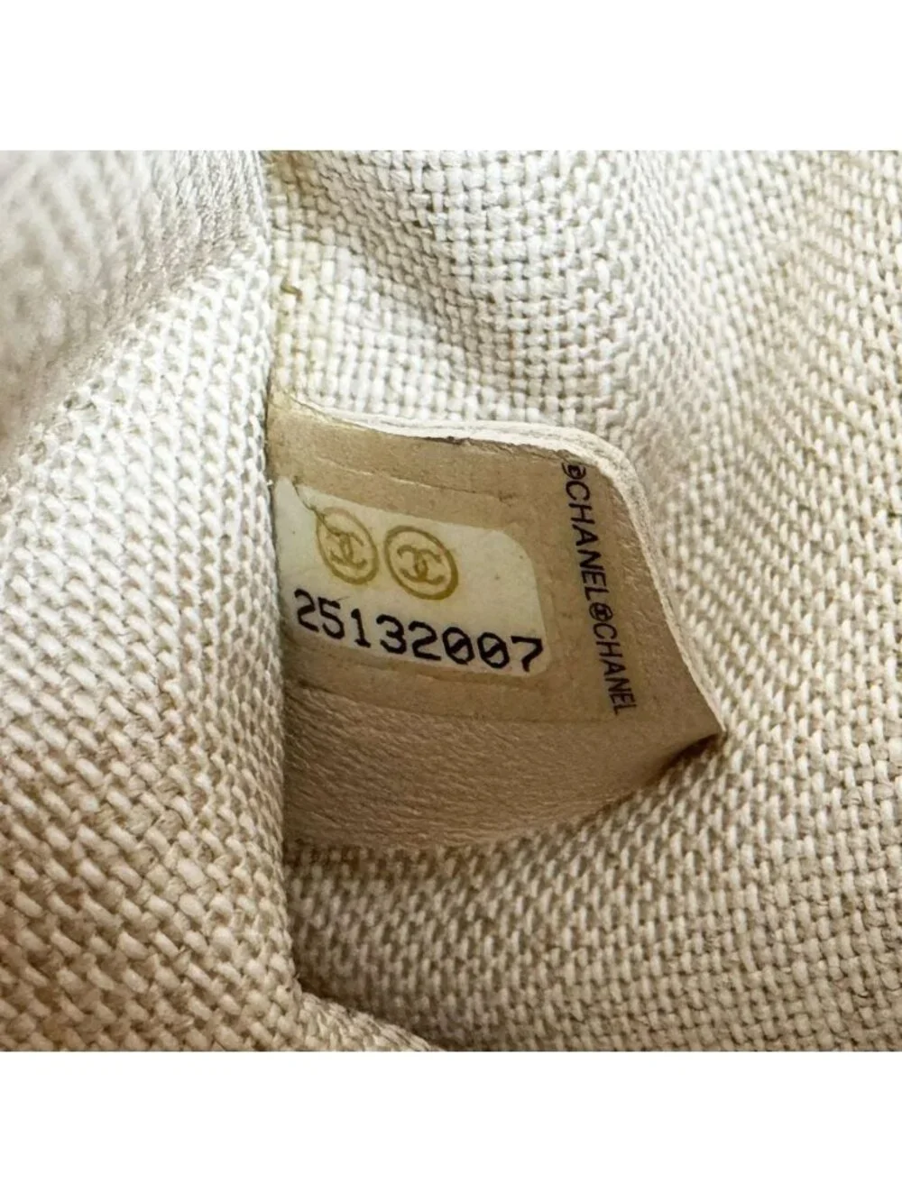 Chanel item status